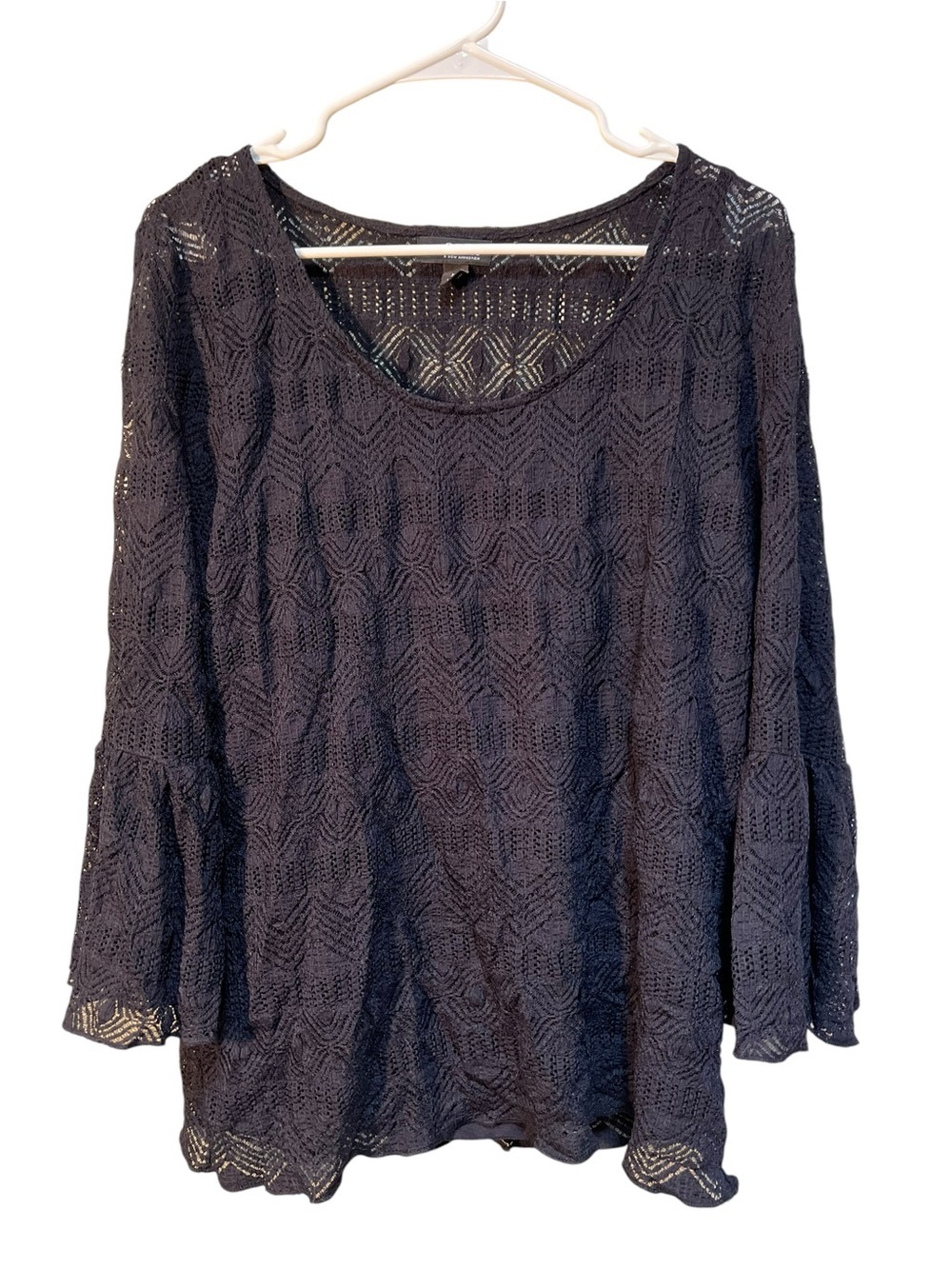 A.N.A. Women's Sz XL Lace Crochet Blouse Black Mesh Lined Bell Sleeve Scoop Neck